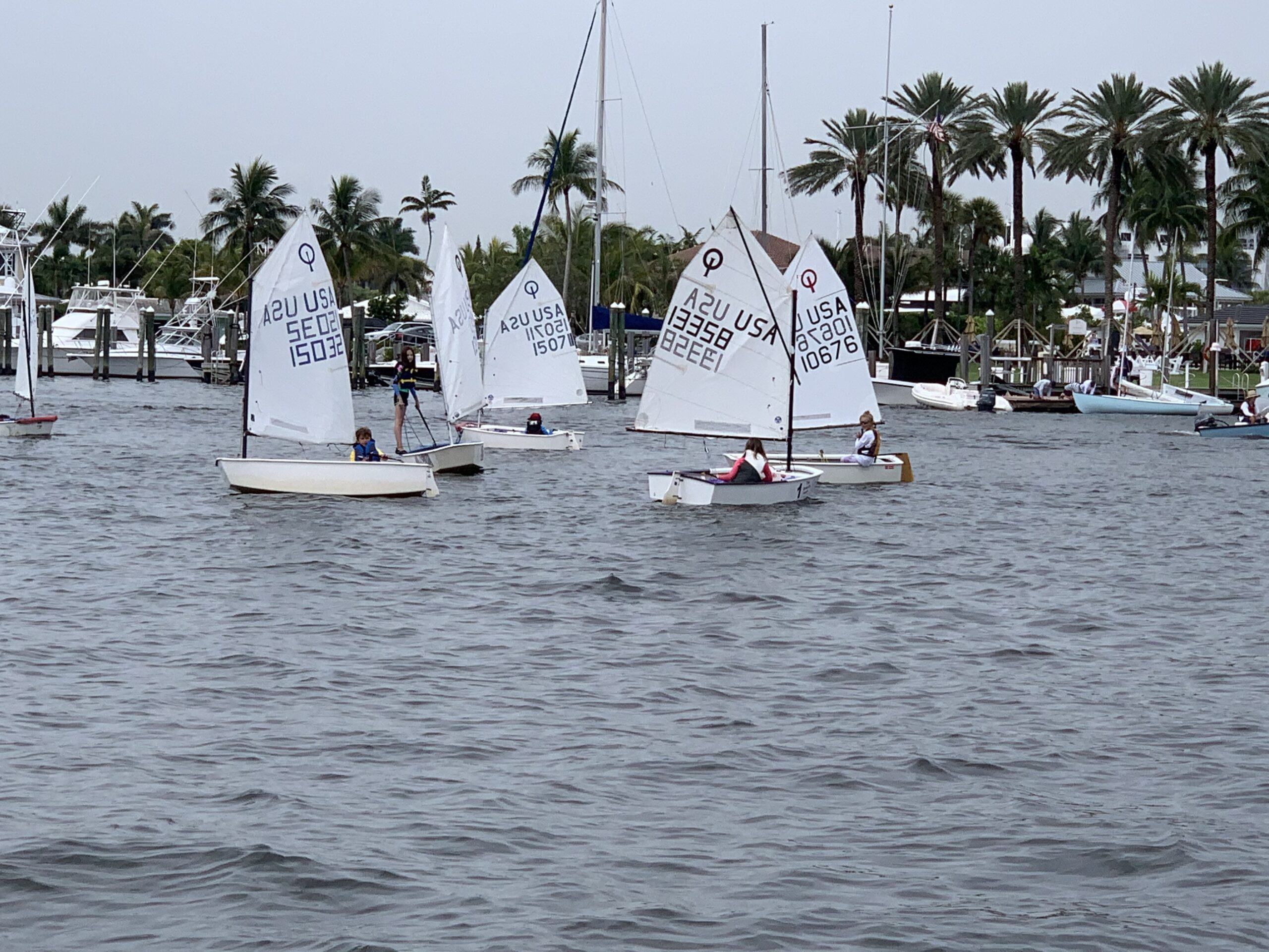 how to join lauderdale yacht club